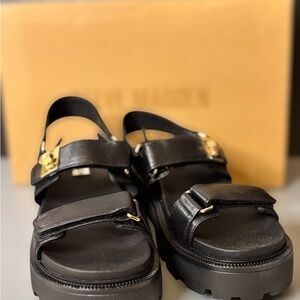 Steve Madden Black Sandals with Gold Accents NIB Size 8.5